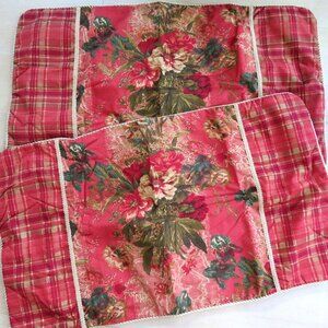 New Vintage 2006 JCPenney Middleton King Pillow Shams Pair of 2 Quilted Red USA